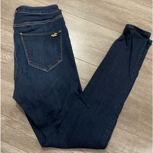 Hollister Junior woman’s denim curvy high-rise Jean legging W 28 L 28=7R